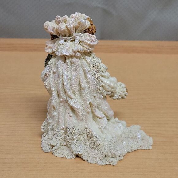 2 Boyds Bears and Friends "Bailey as the Bride" and Momma McBear...Anticipation" - Picture 2 of 9